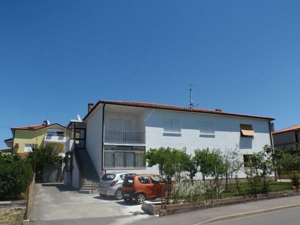Lino Apartman *